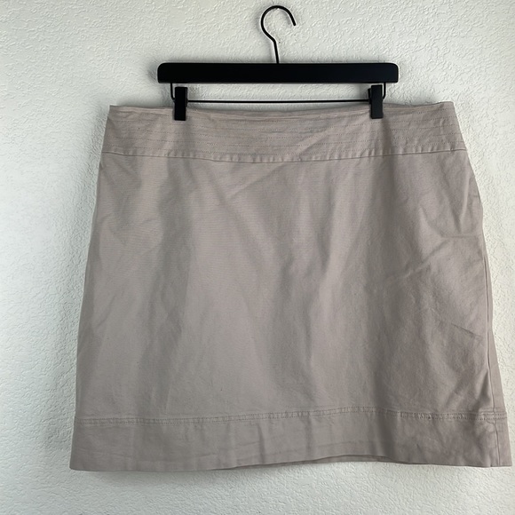 Talbots Woman Khaki Skirt Size 20W